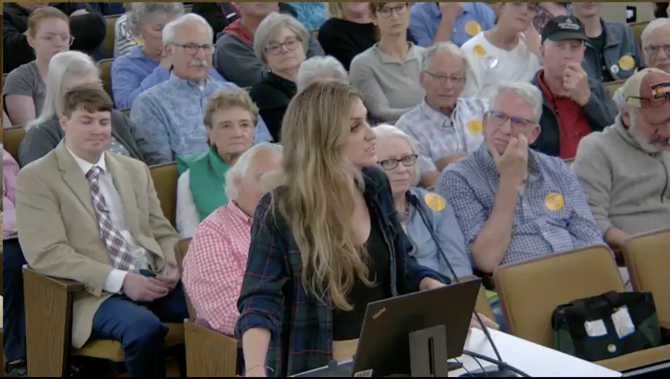 Fairhope Council rules out defunding library over book placement